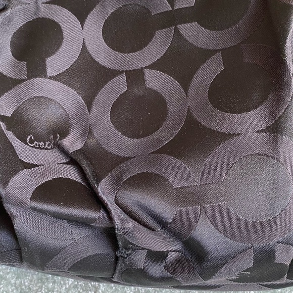 Coach Madison Op Art Maggie Purse - Picture 7 of 8